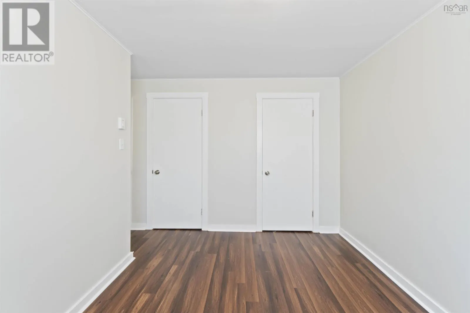18 Woodman Road