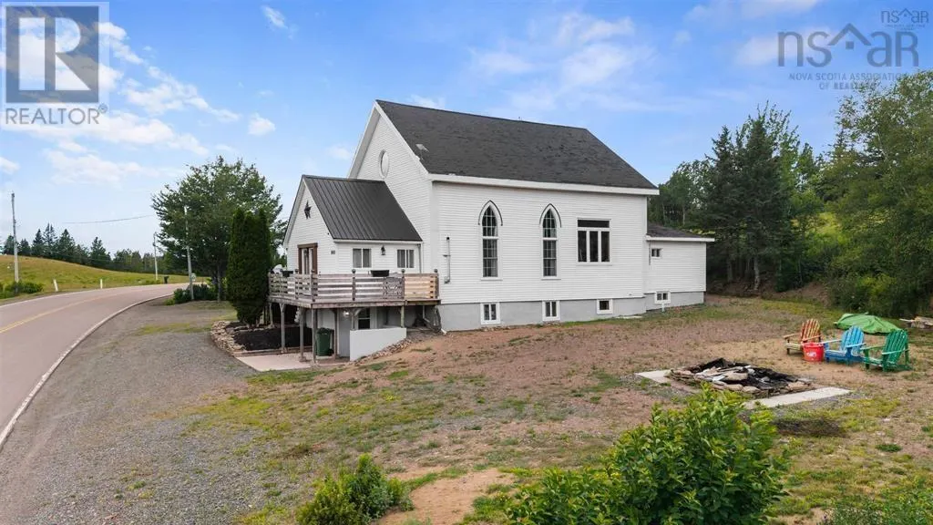 10563 Highway 2