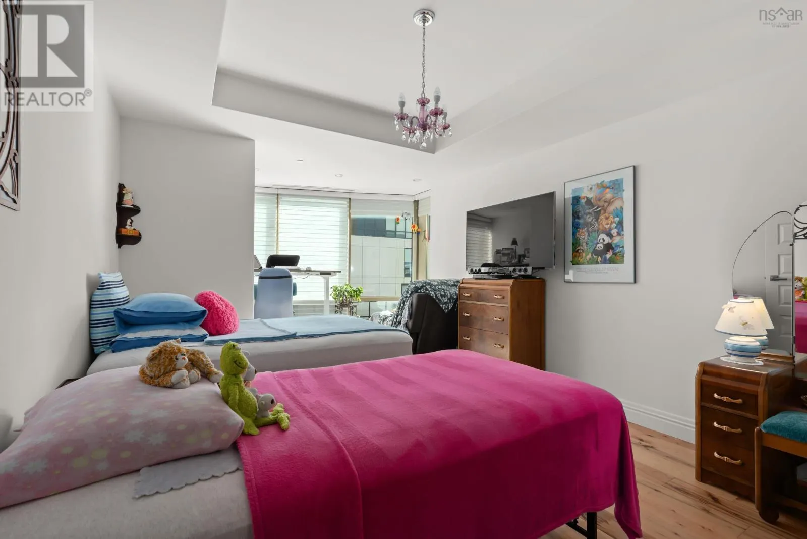1207 1445 South Park Street