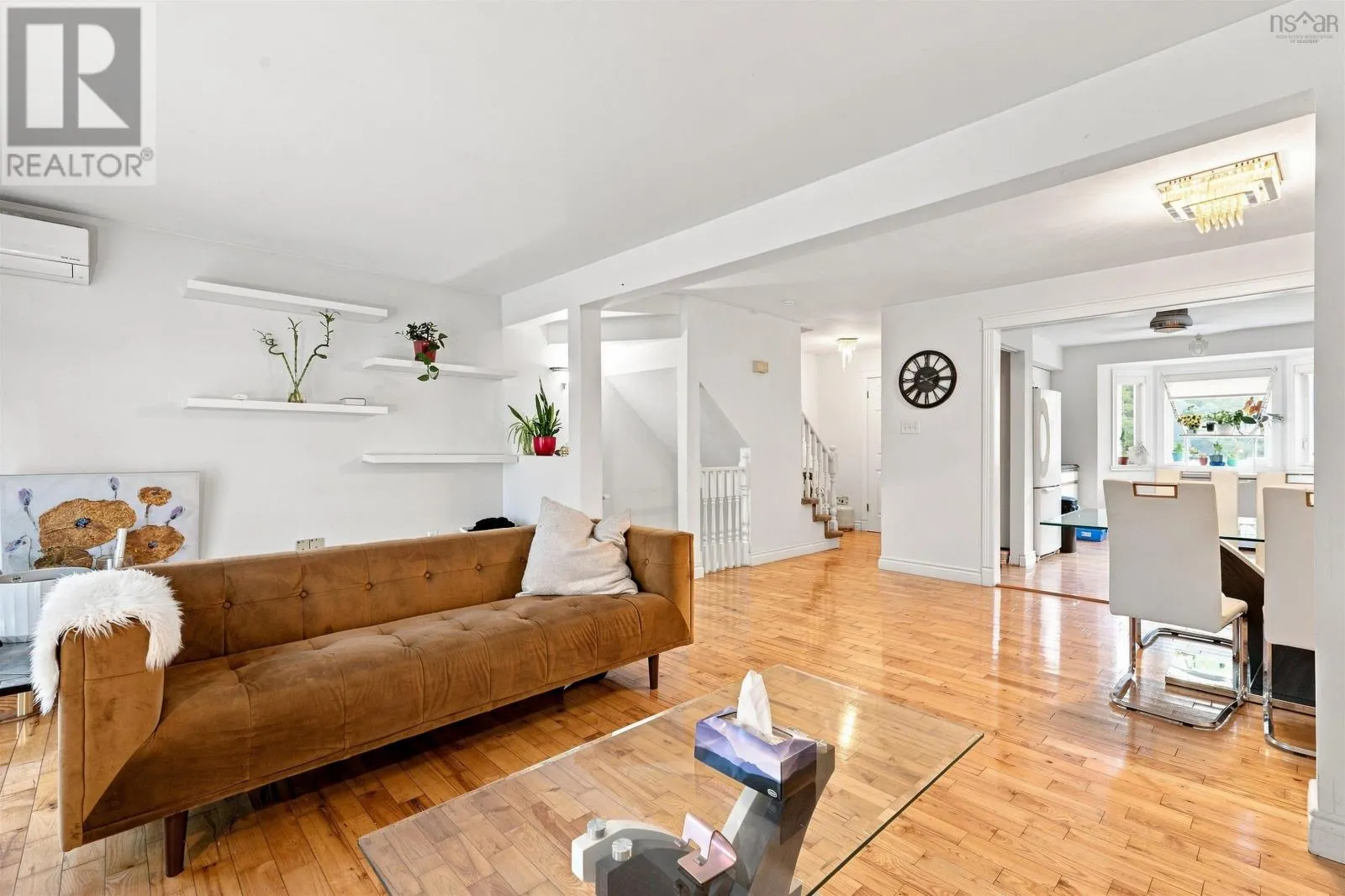 12 Basinview Drive