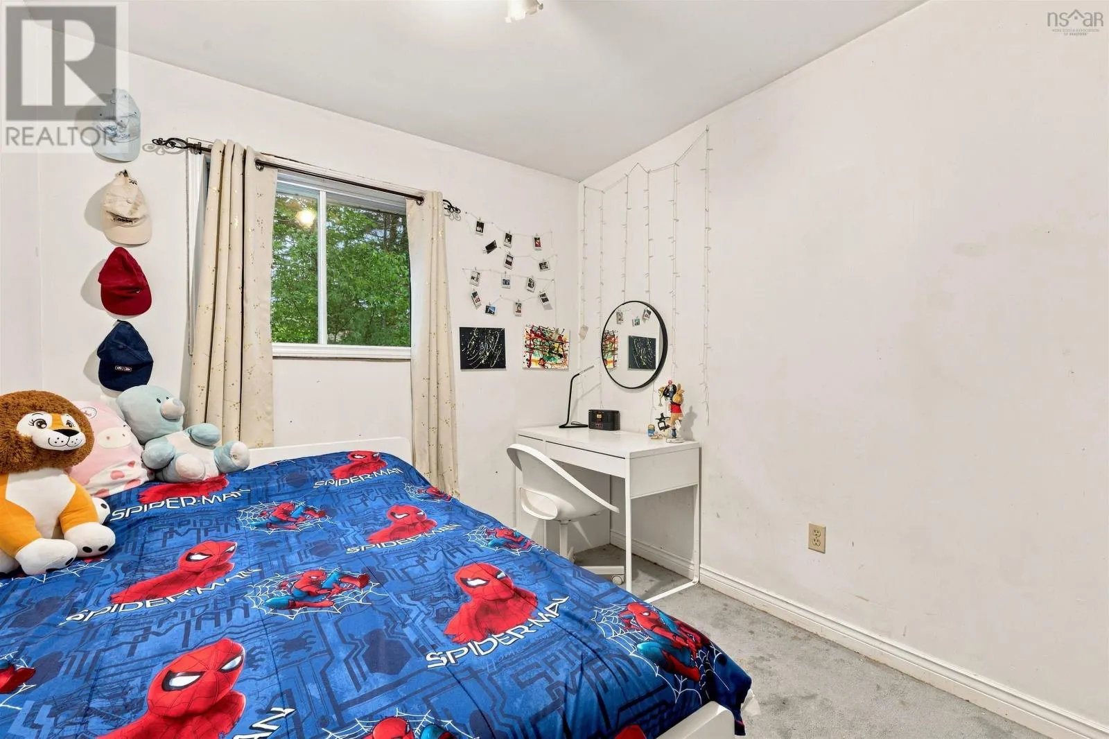 12 Basinview Drive