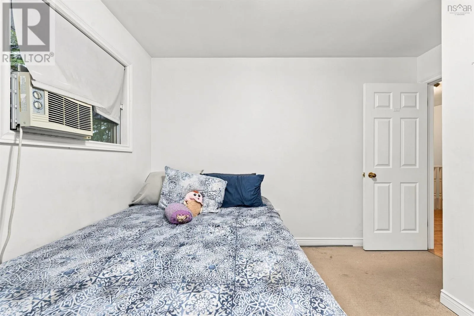 12 Basinview Drive
