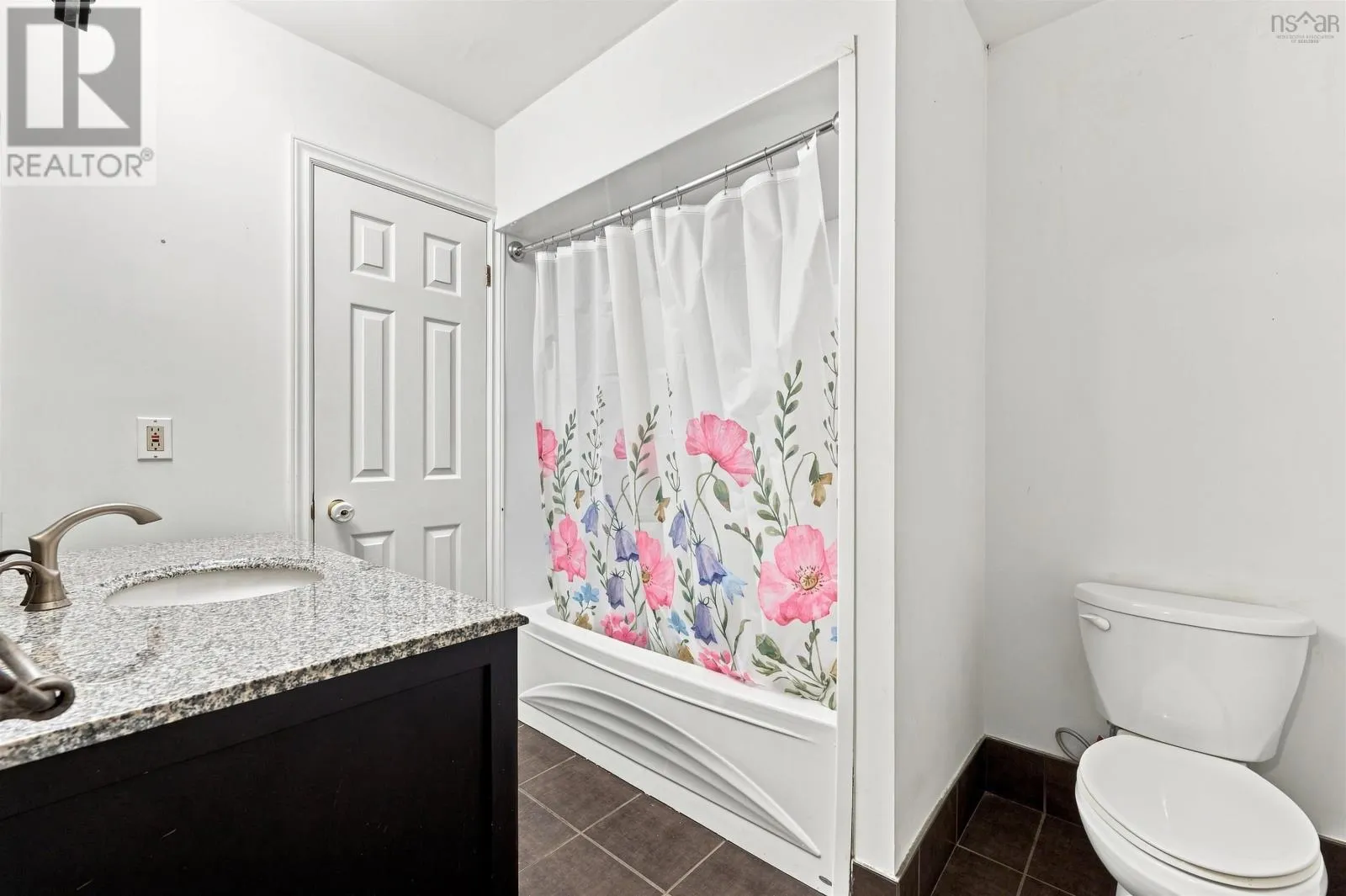 12 Basinview Drive