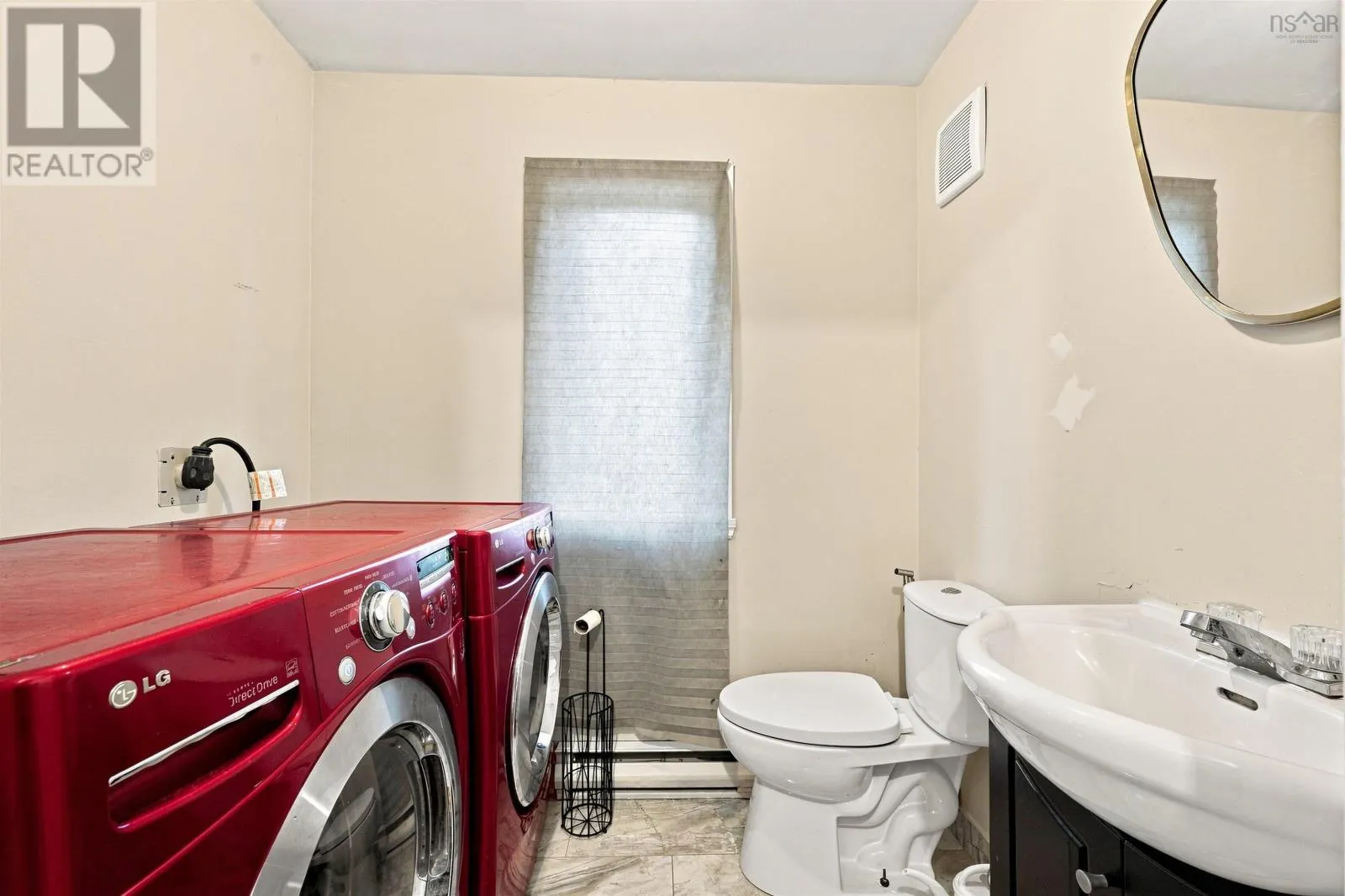 12 Basinview Drive