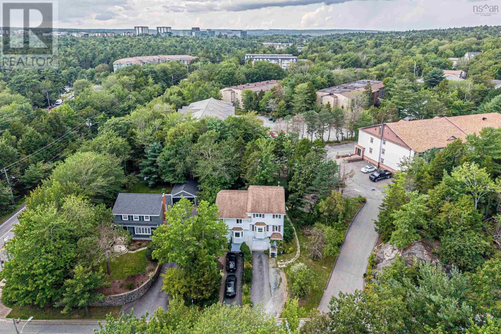 12 Basinview Drive
