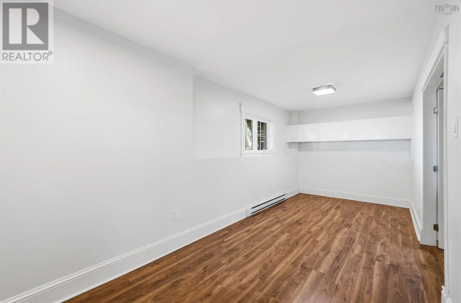 11 Laurentian Drive