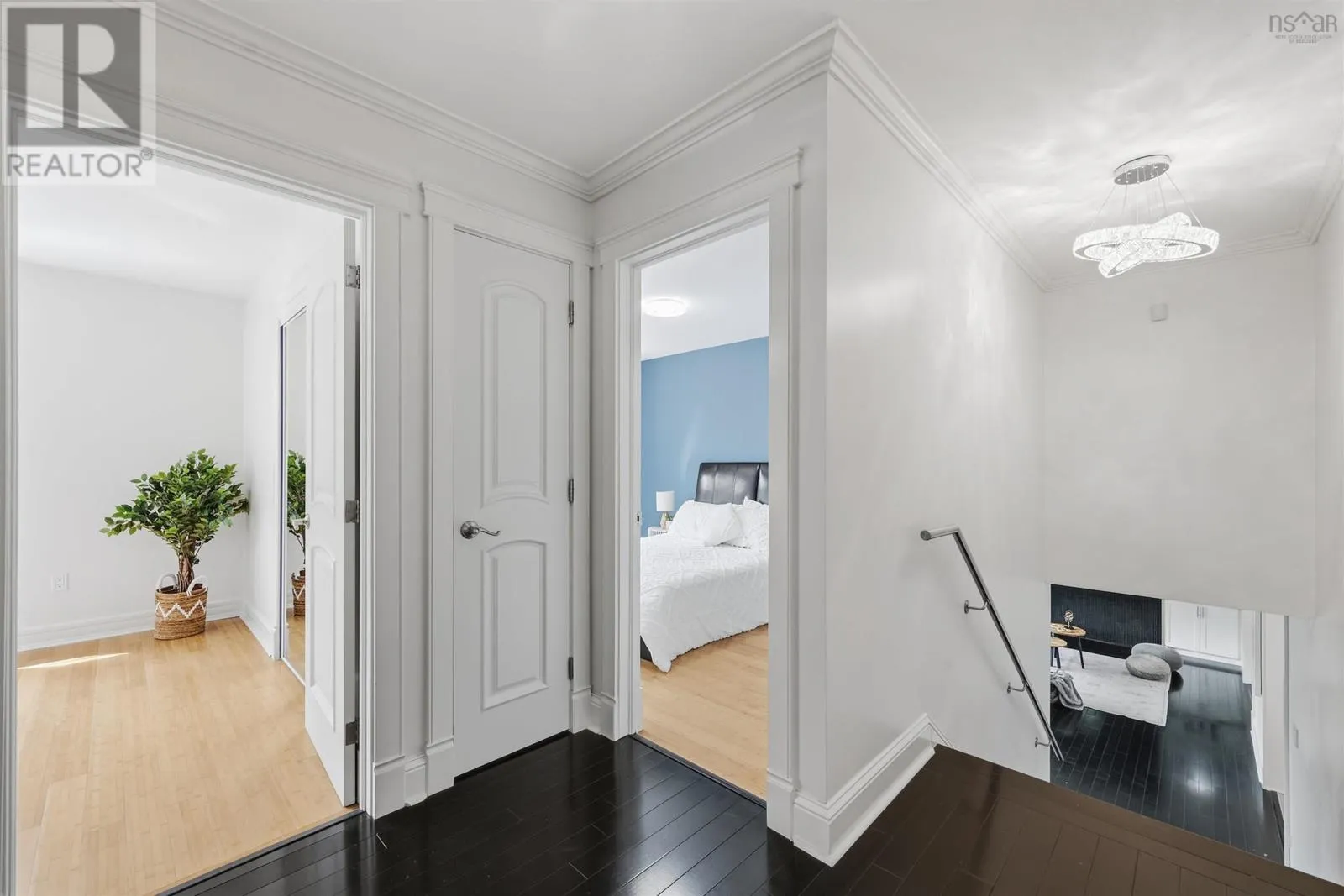 11 Laurentian Drive