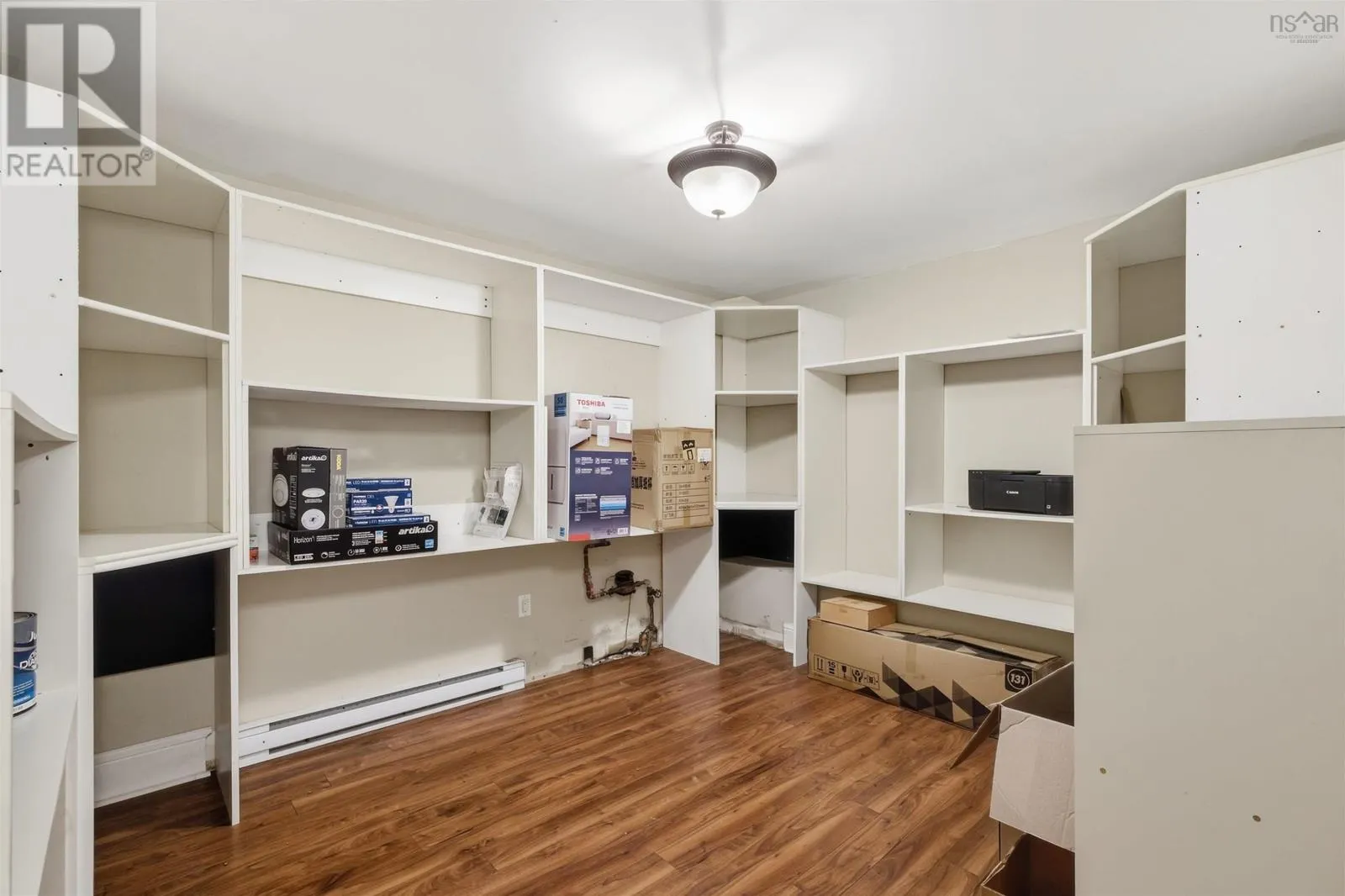 11 Laurentian Drive