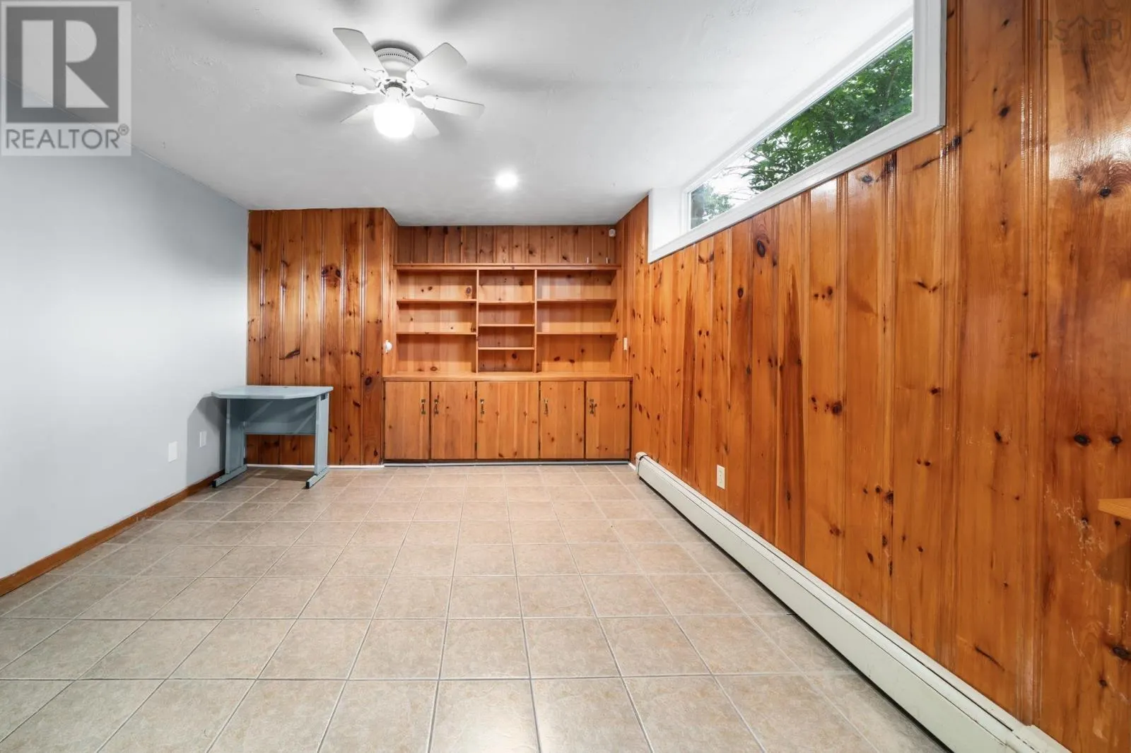 43 Lynn Drive