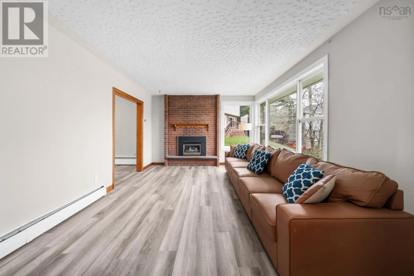 43 Lynn Drive