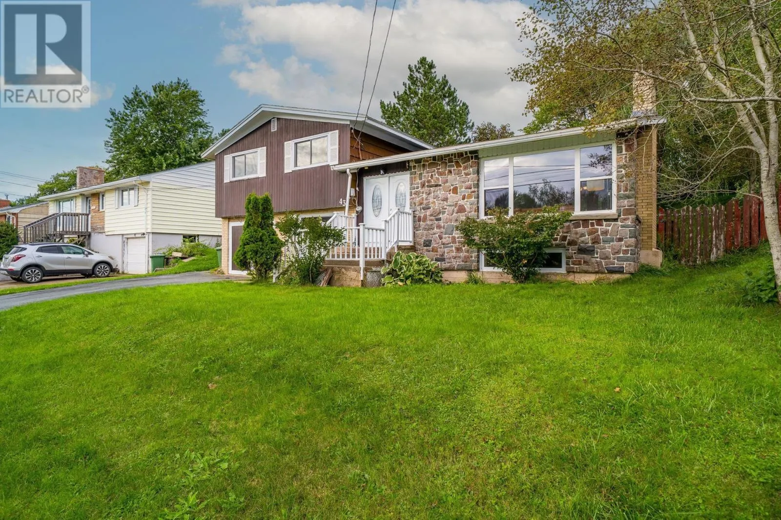 43 Lynn Drive