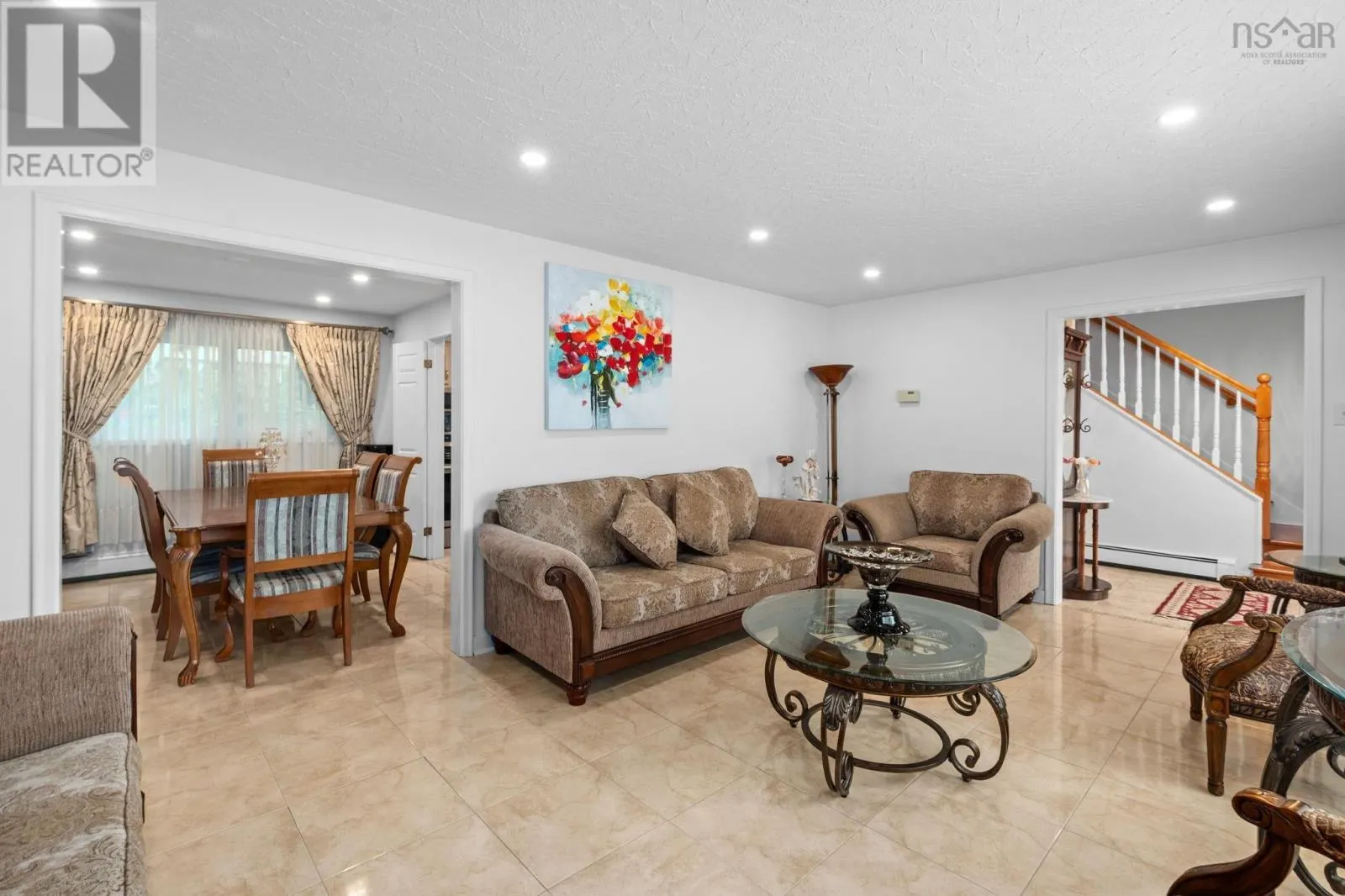 11 Birkdale Crescent