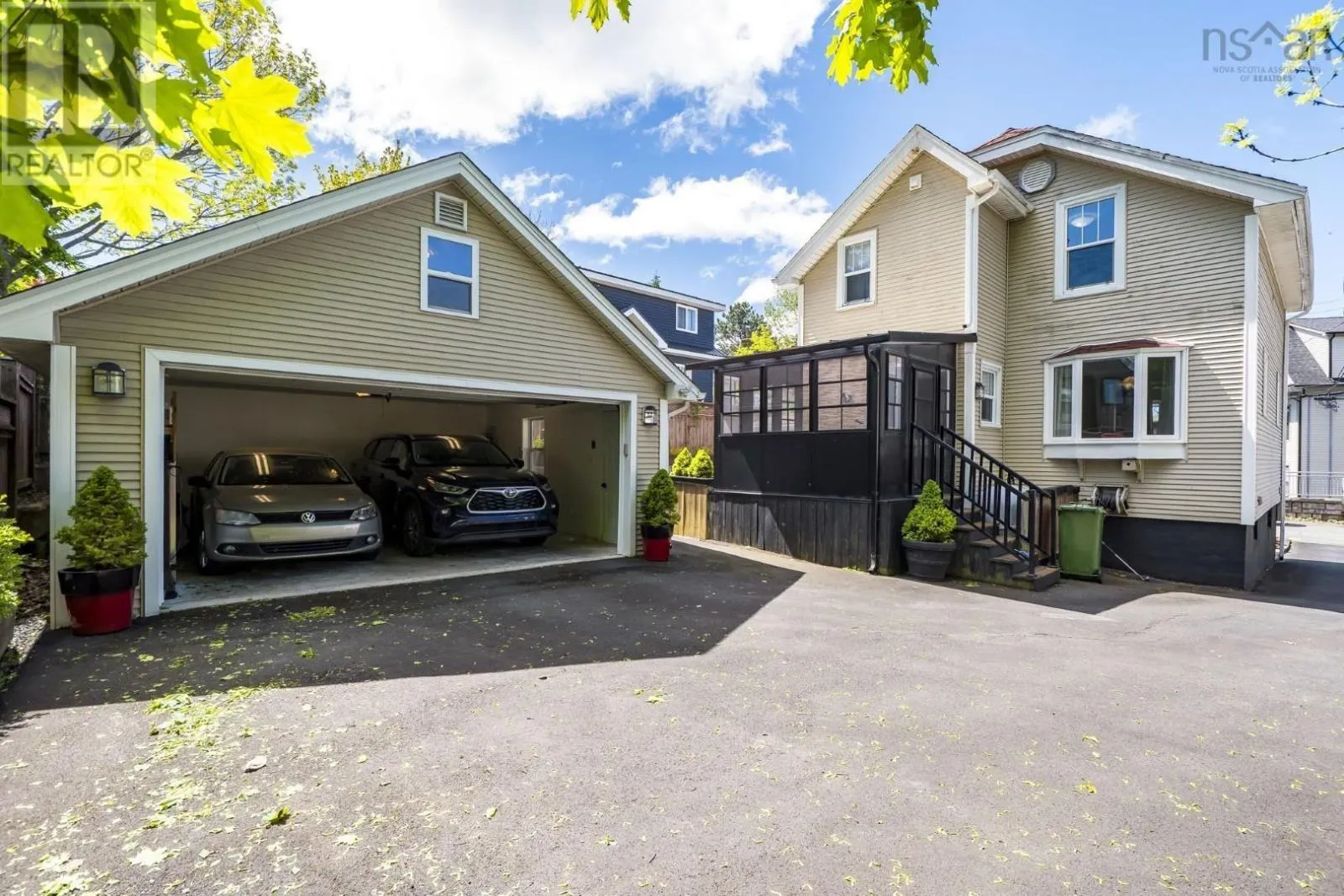 8 Eaton Avenue