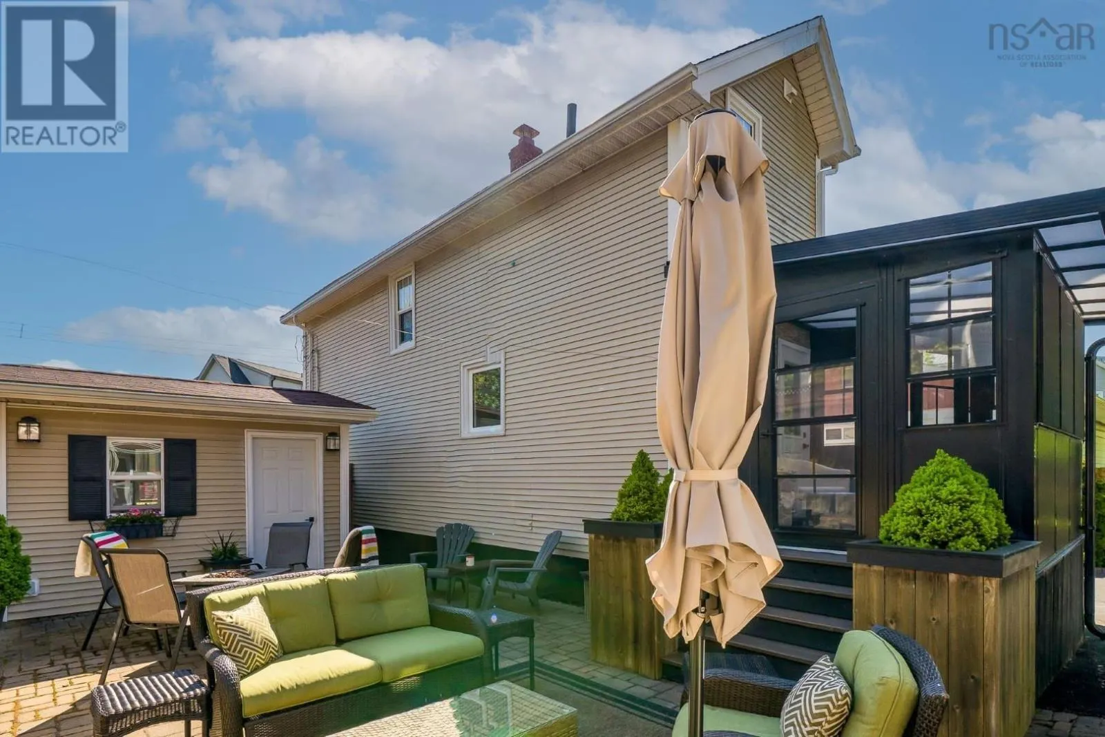 8 Eaton Avenue