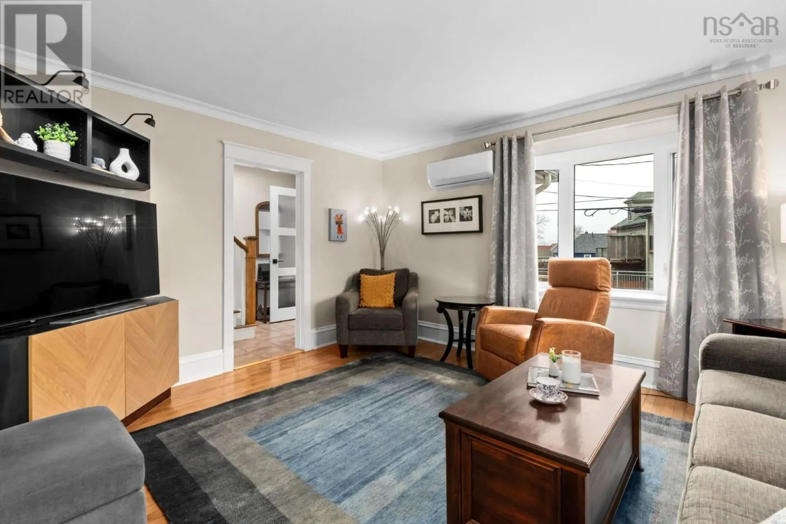 8 Eaton Avenue