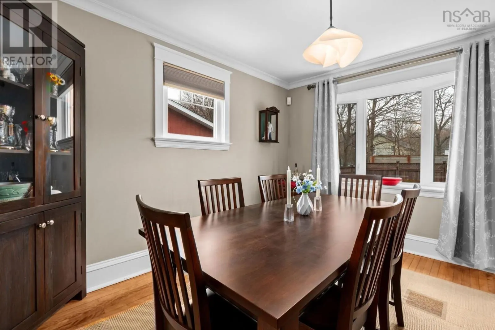 8 Eaton Avenue