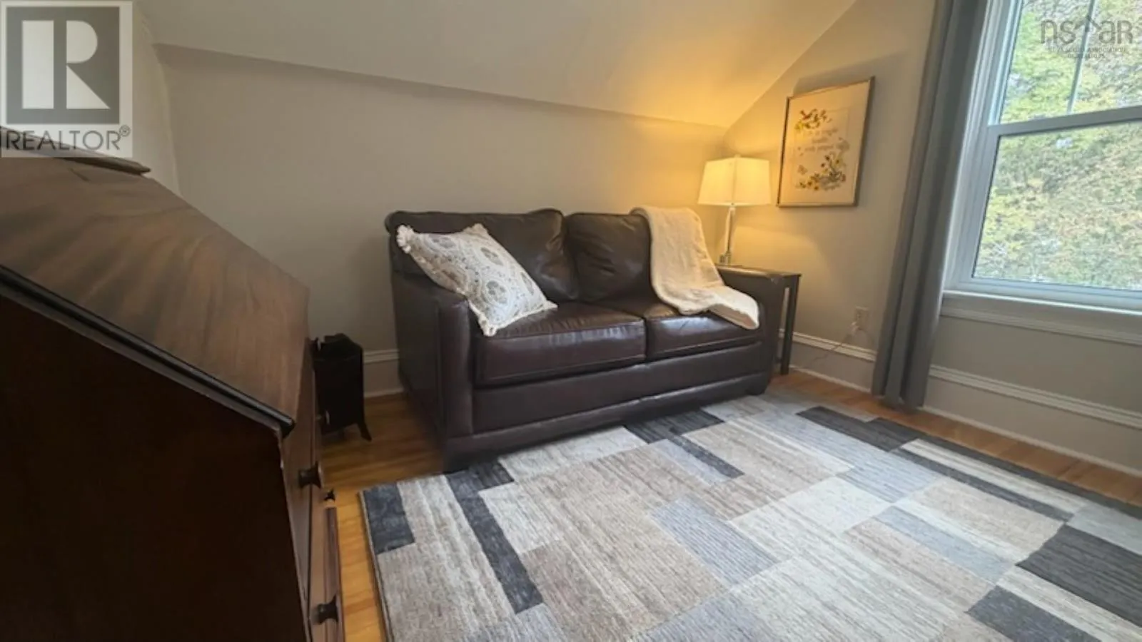 8 Eaton Avenue