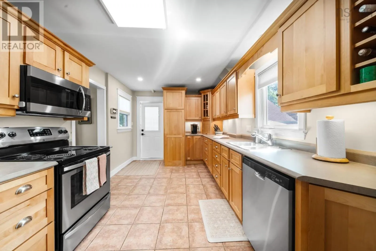 8 Eaton Avenue