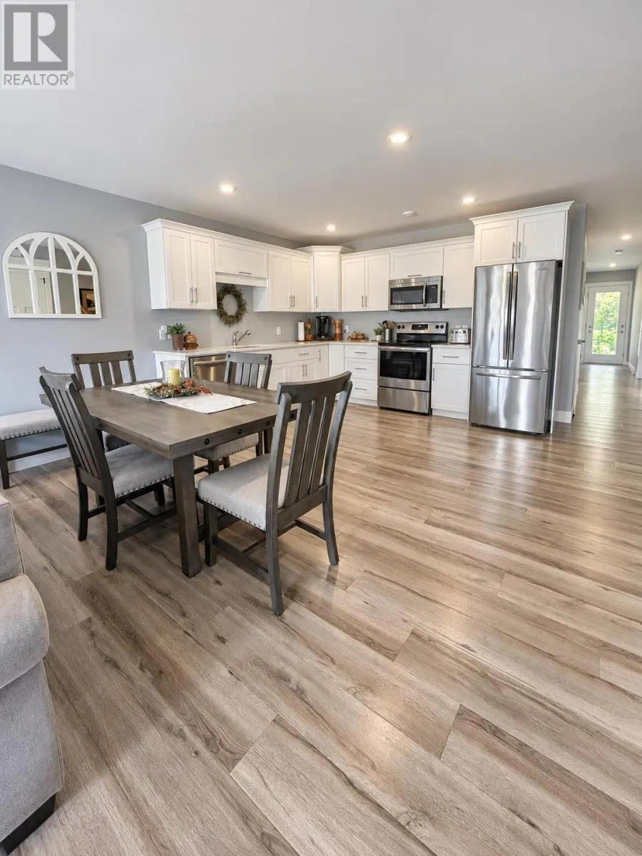 48 Stephanie Drive