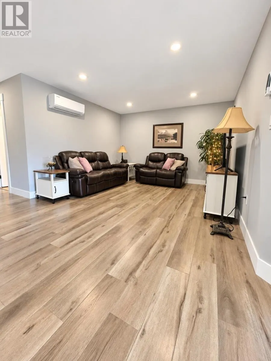 48 Stephanie Drive