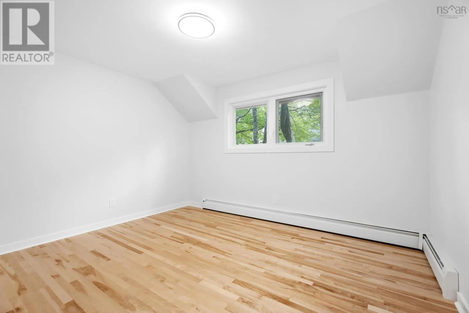 26 Village Crescent