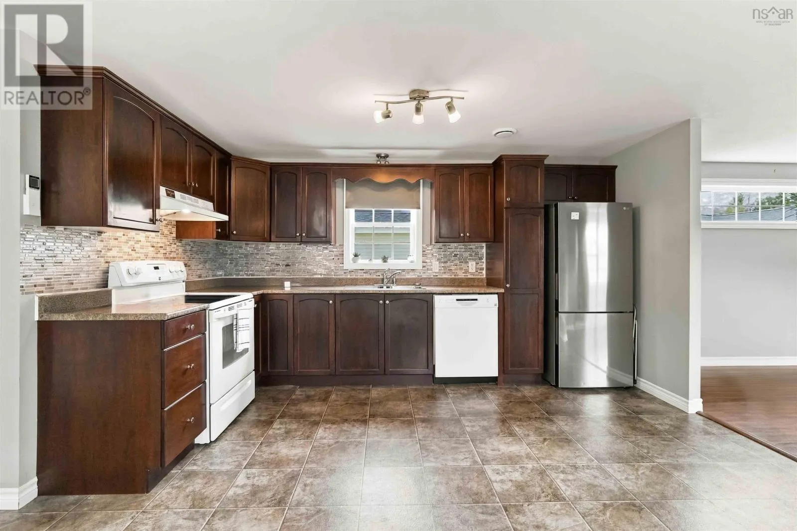 11 Wilson Avenue