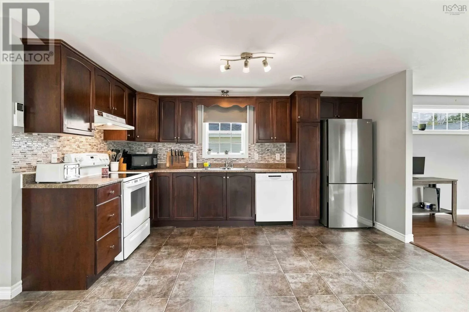 11 Wilson Avenue