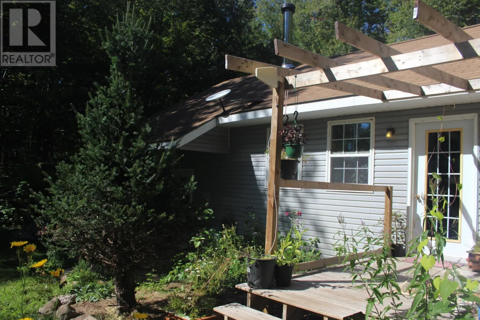 602 Lakecrest Road