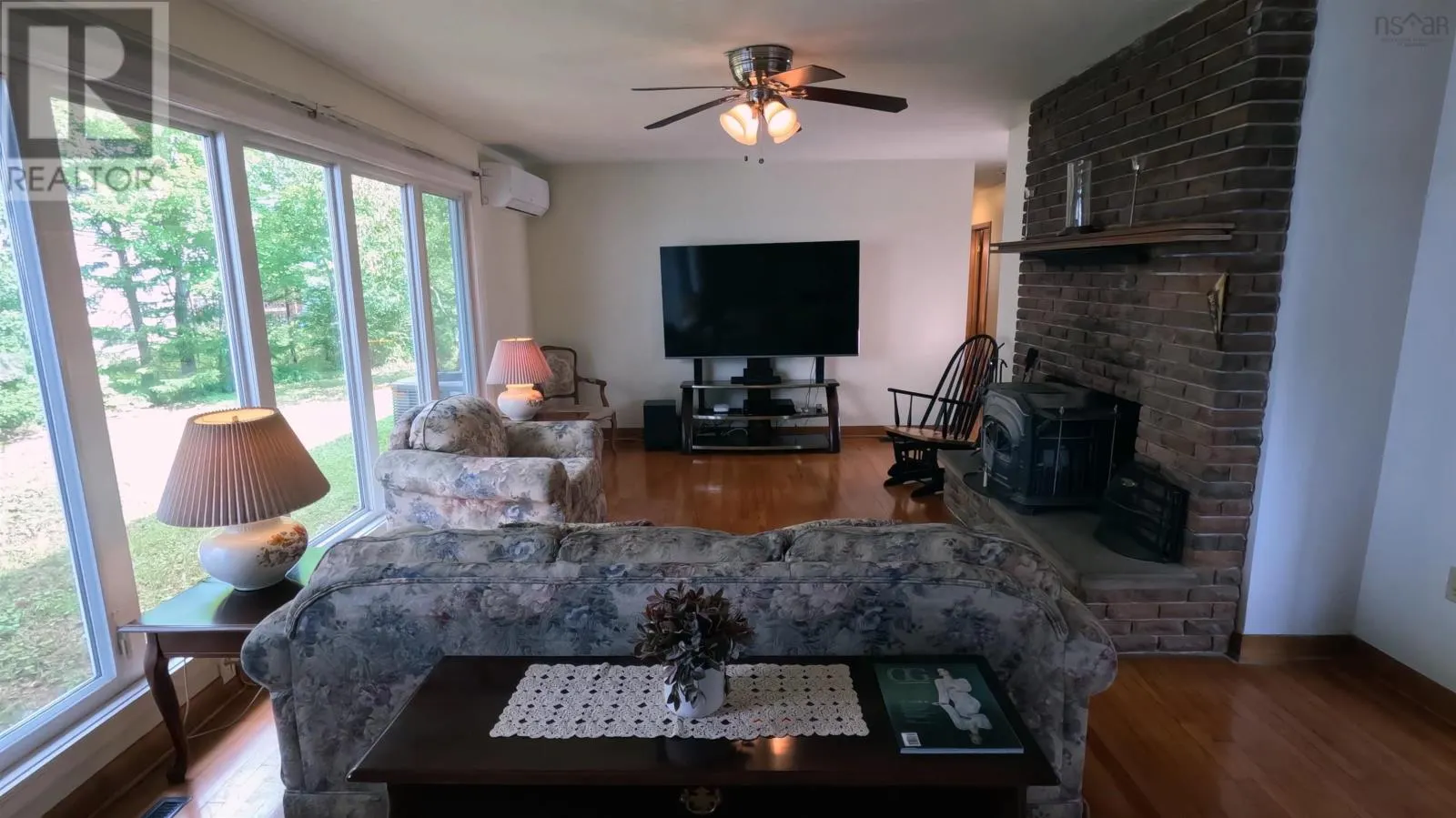 17 Maple Drive