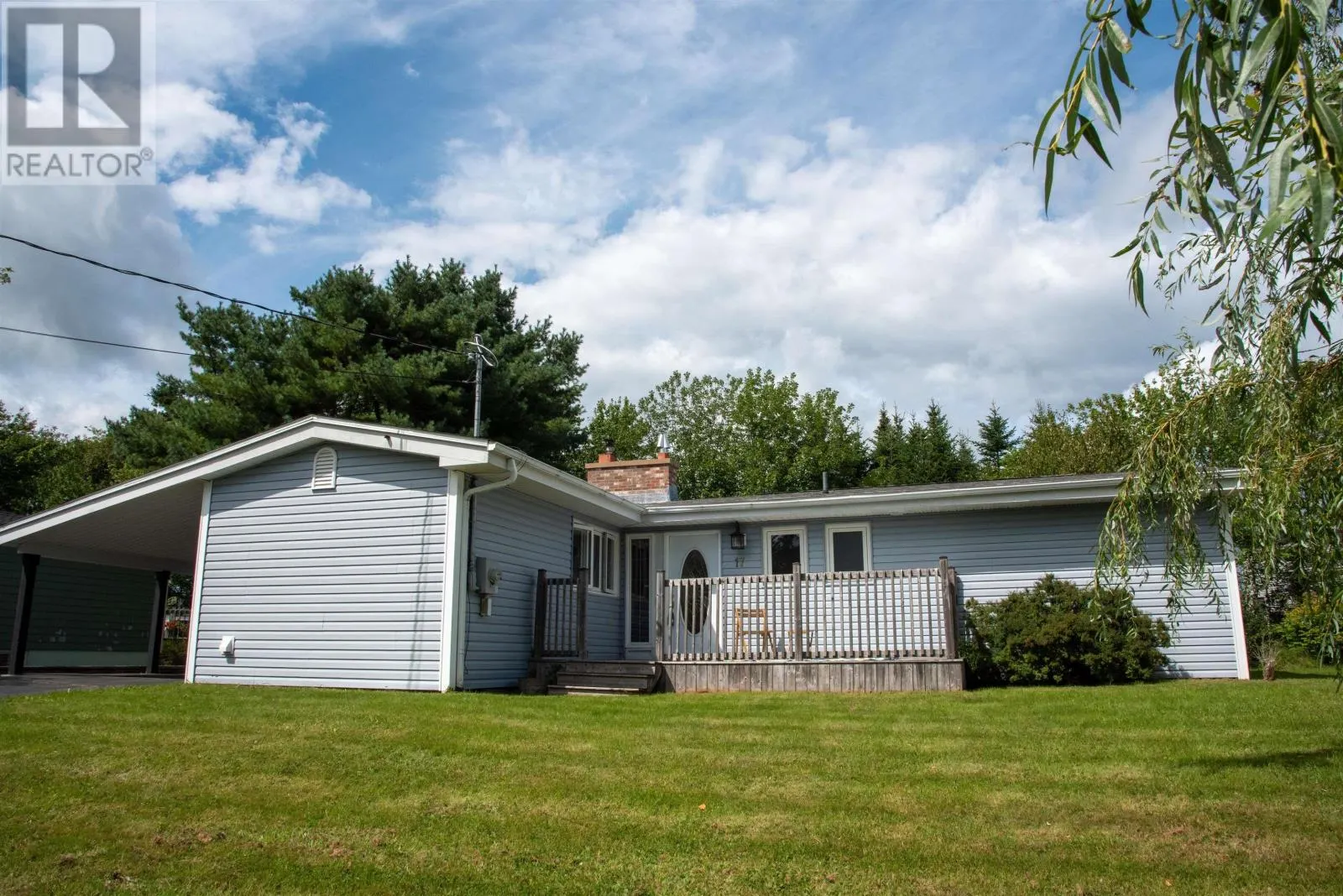 17 Maple Drive