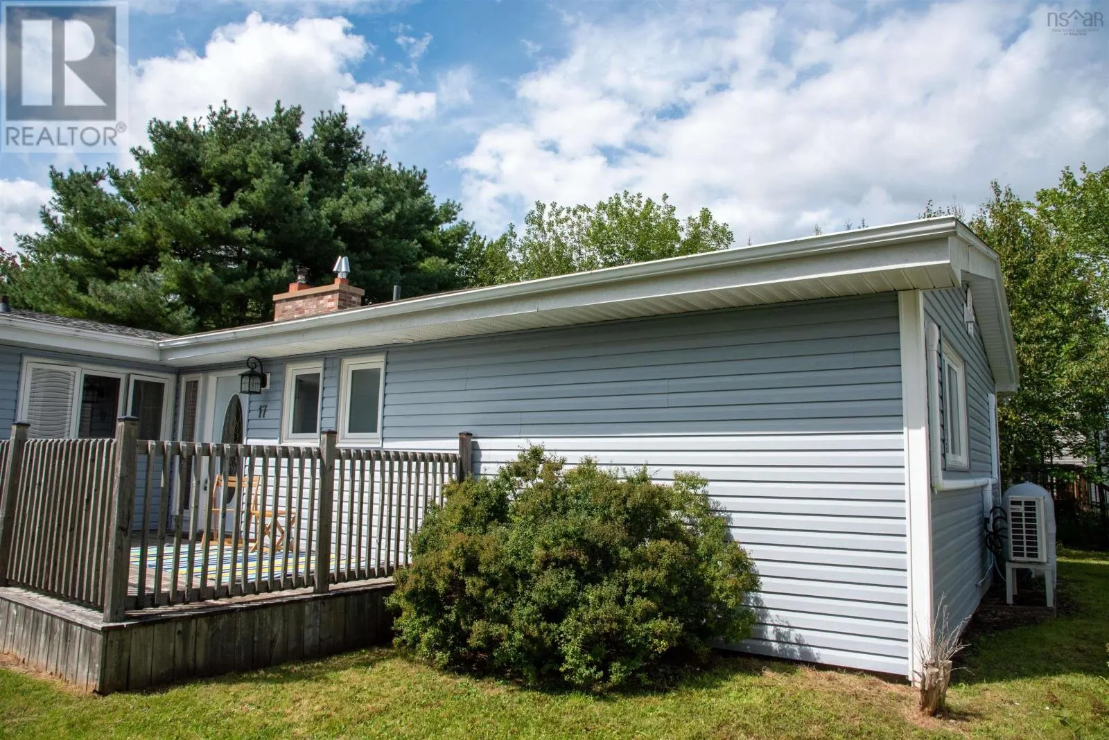 17 Maple Drive