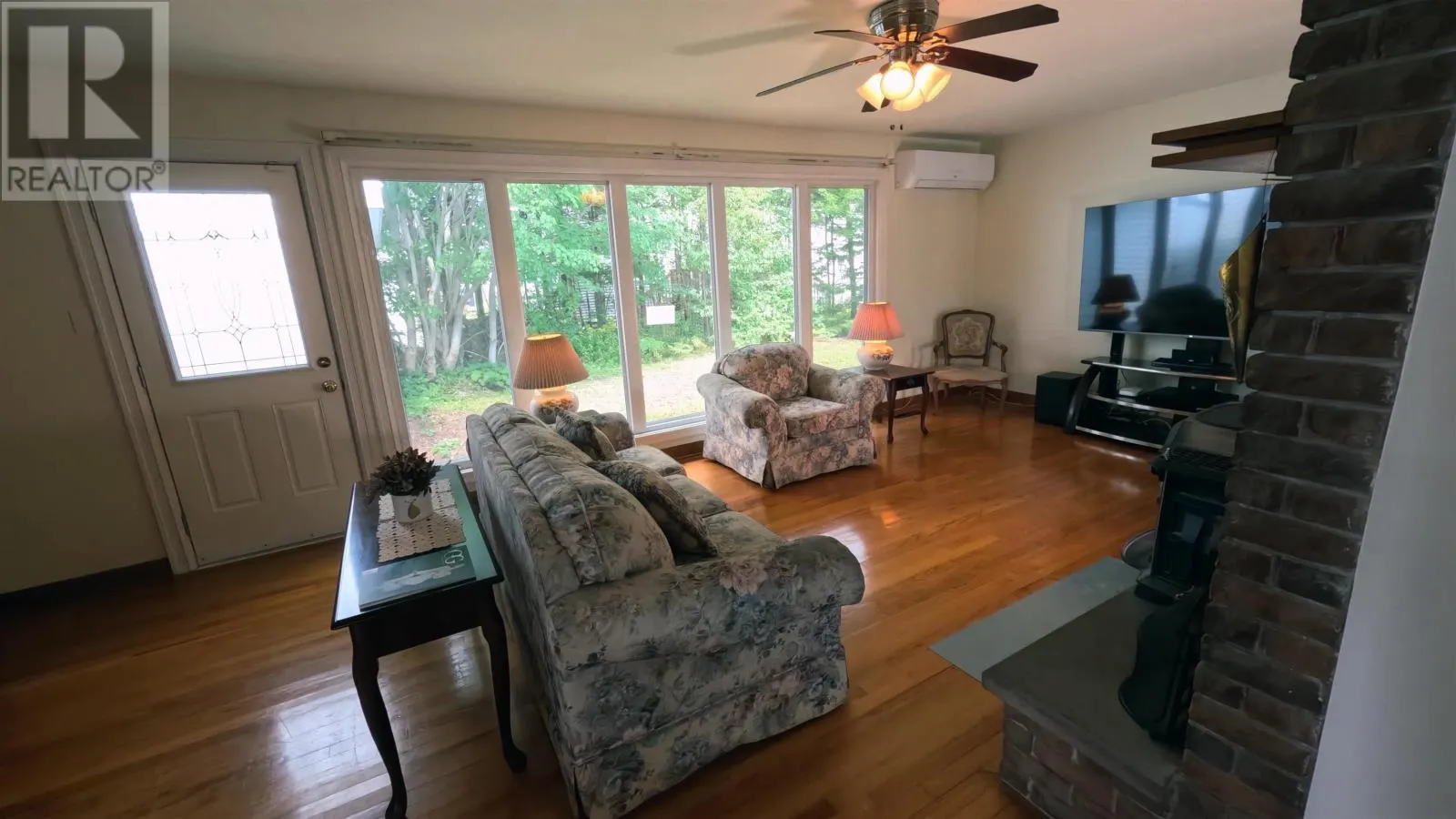 17 Maple Drive