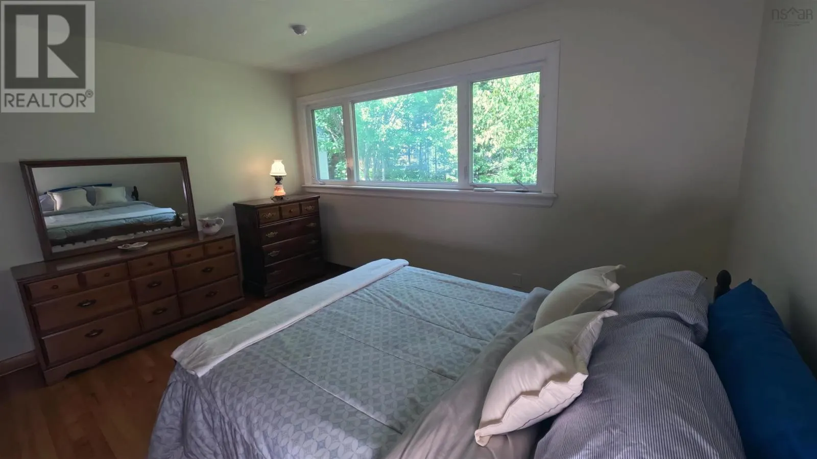 17 Maple Drive