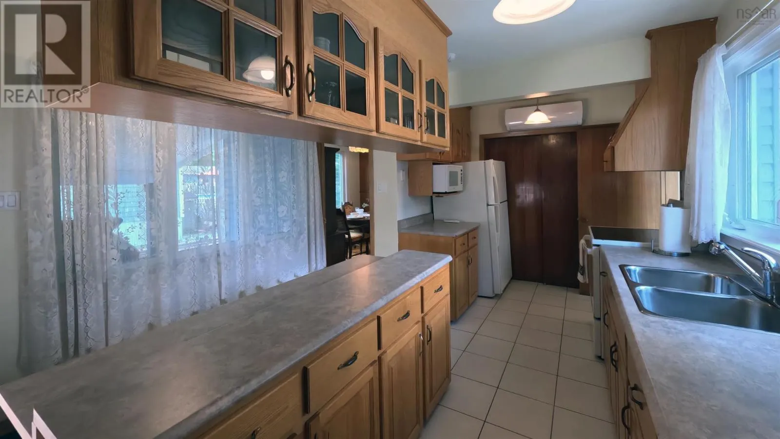 17 Maple Drive