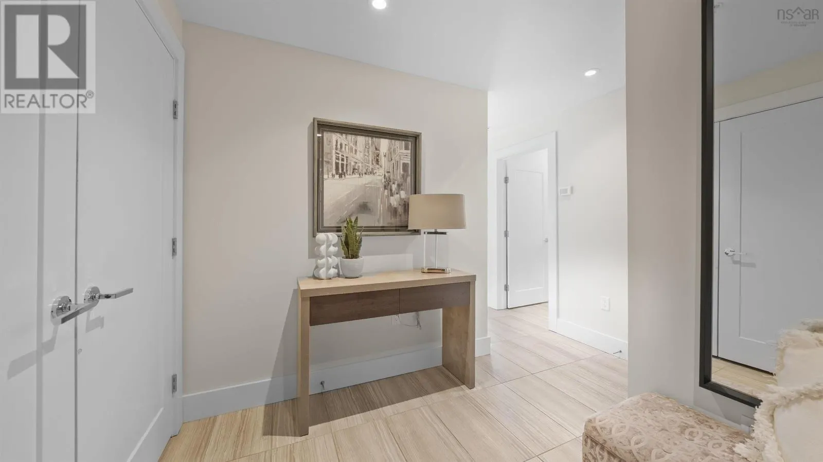 303 67 Kings Wharf Place