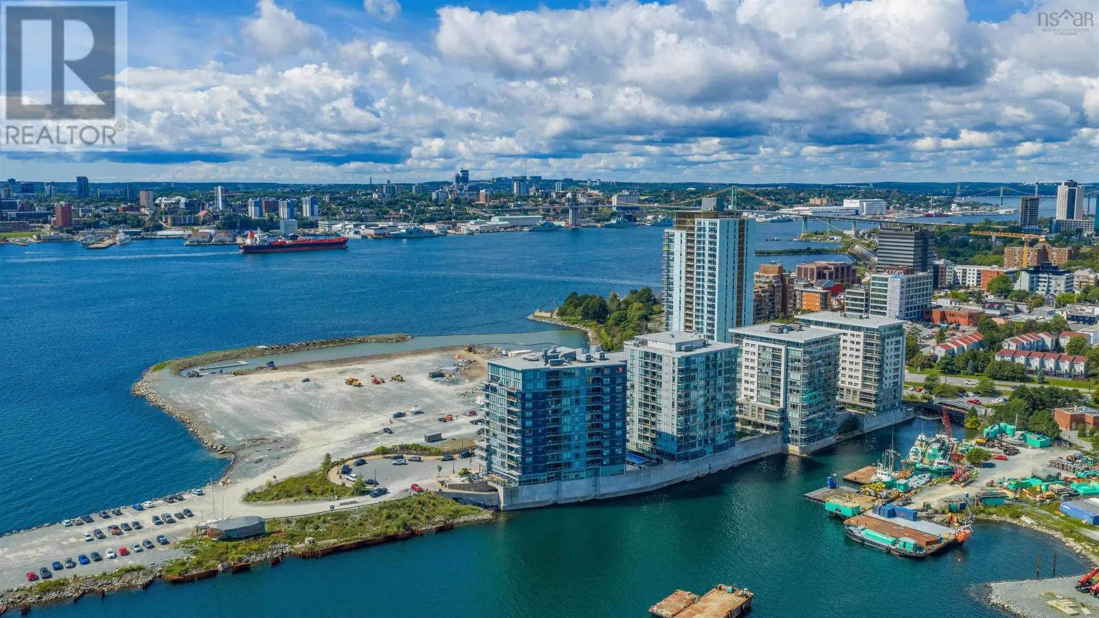 303 67 Kings Wharf Place