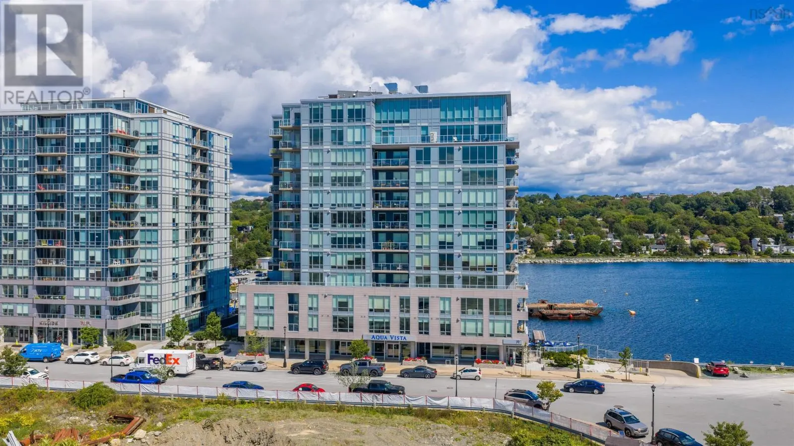 303 67 Kings Wharf Place