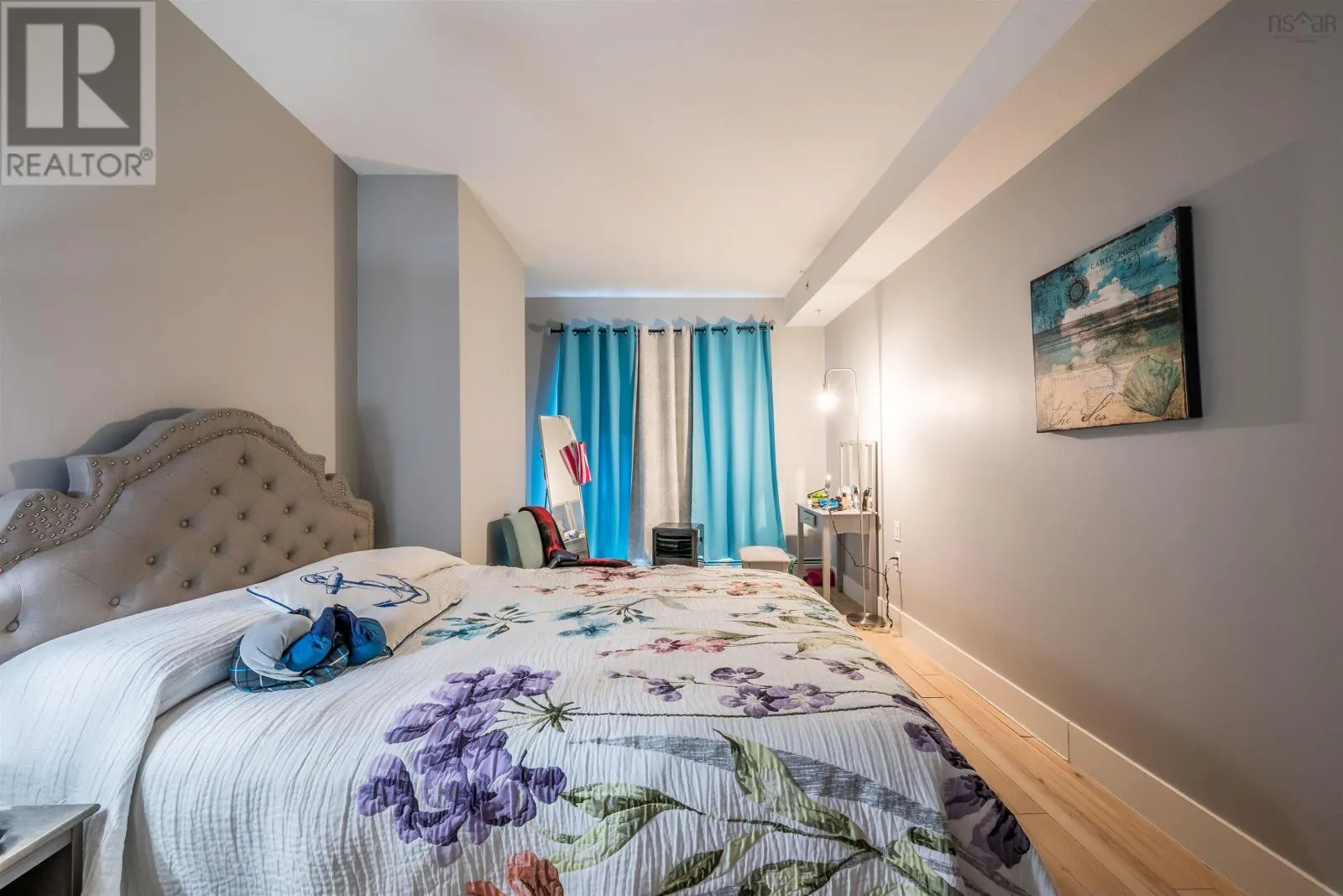 304 15 Kings Wharf Place