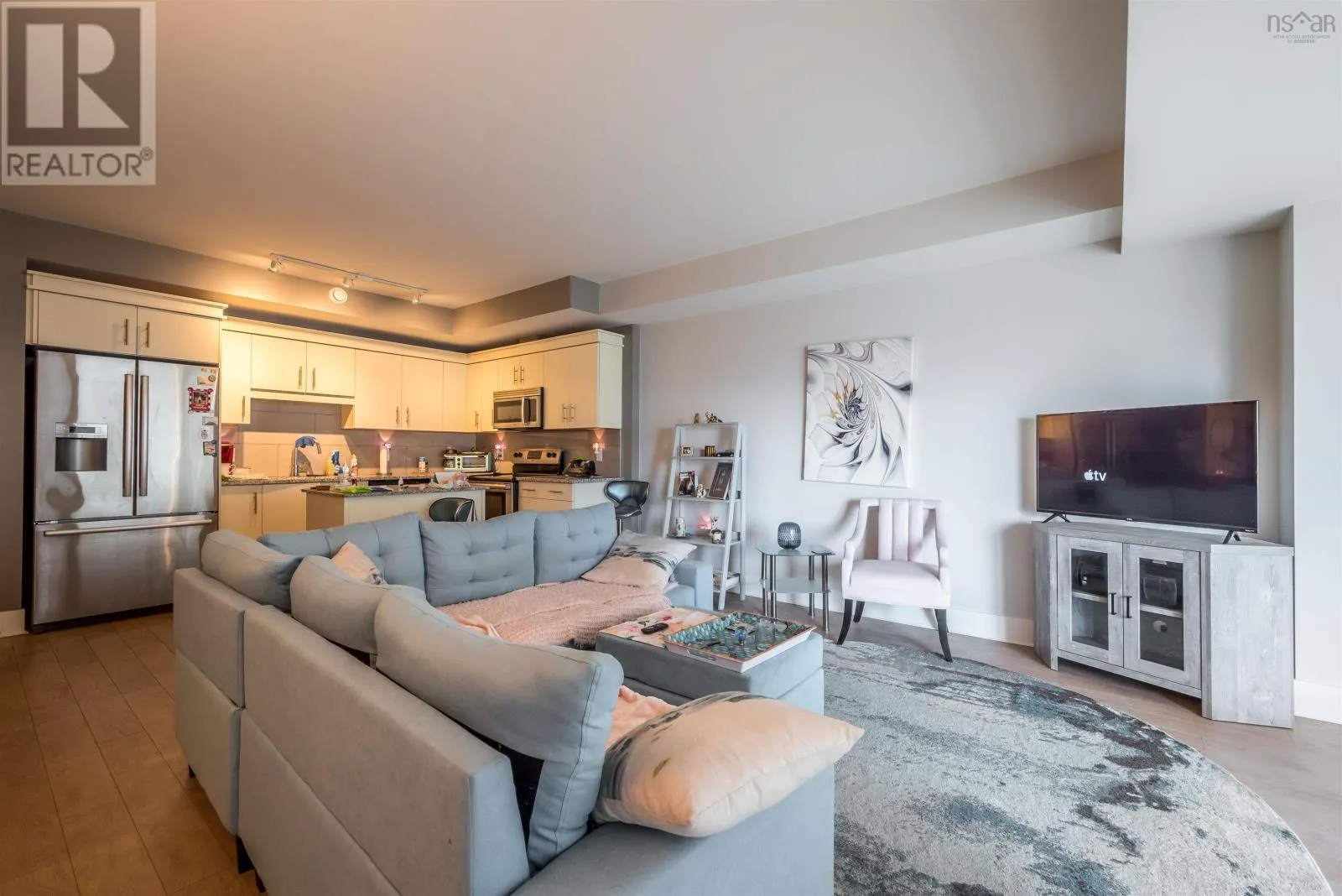 304 15 Kings Wharf Place