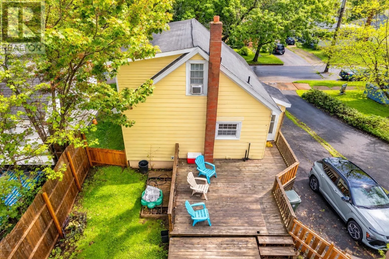 48 Champlain Avenue
