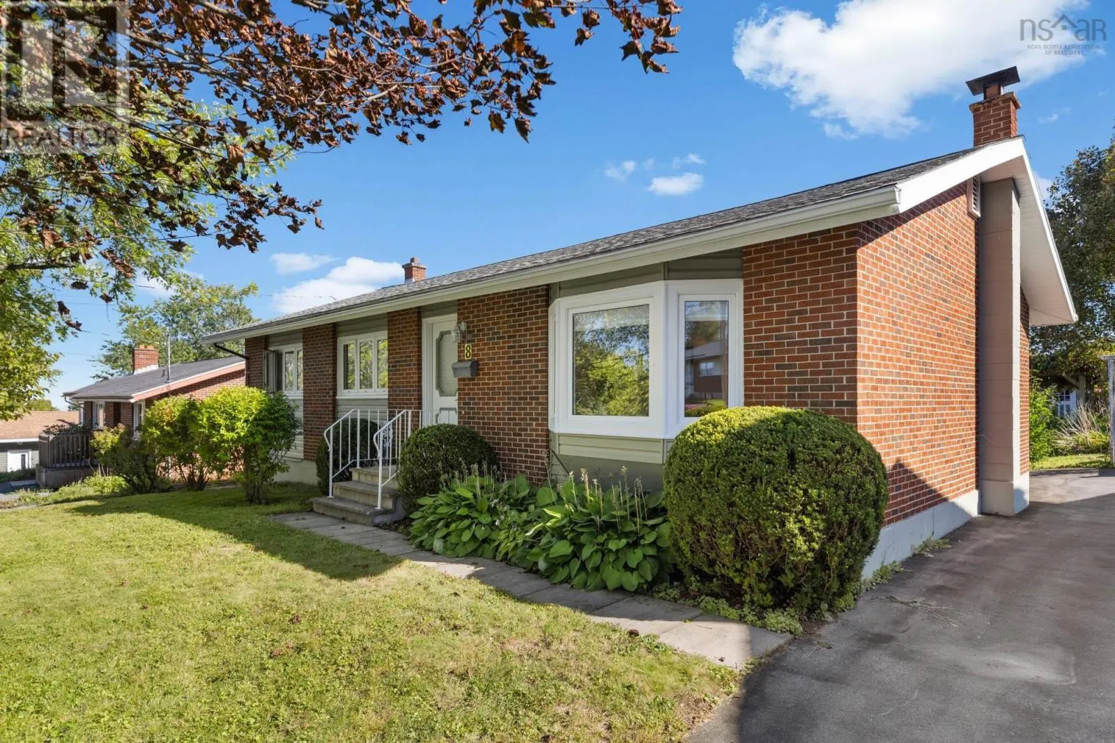 8 Muriel Avenue