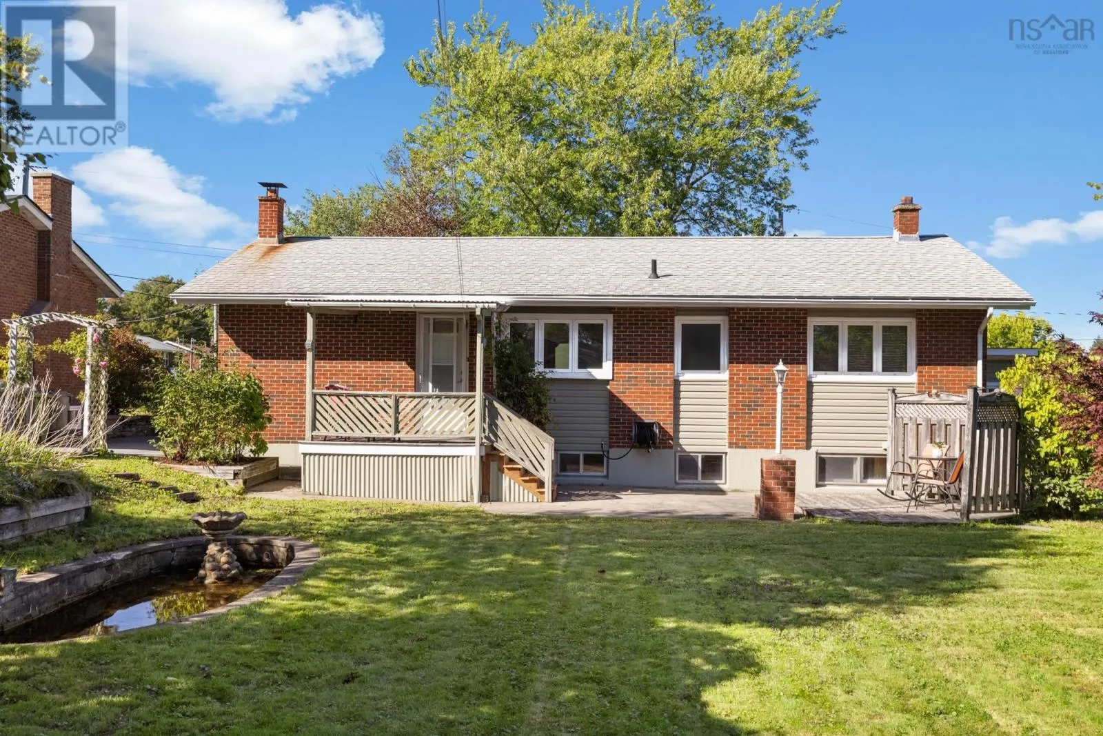 8 Muriel Avenue