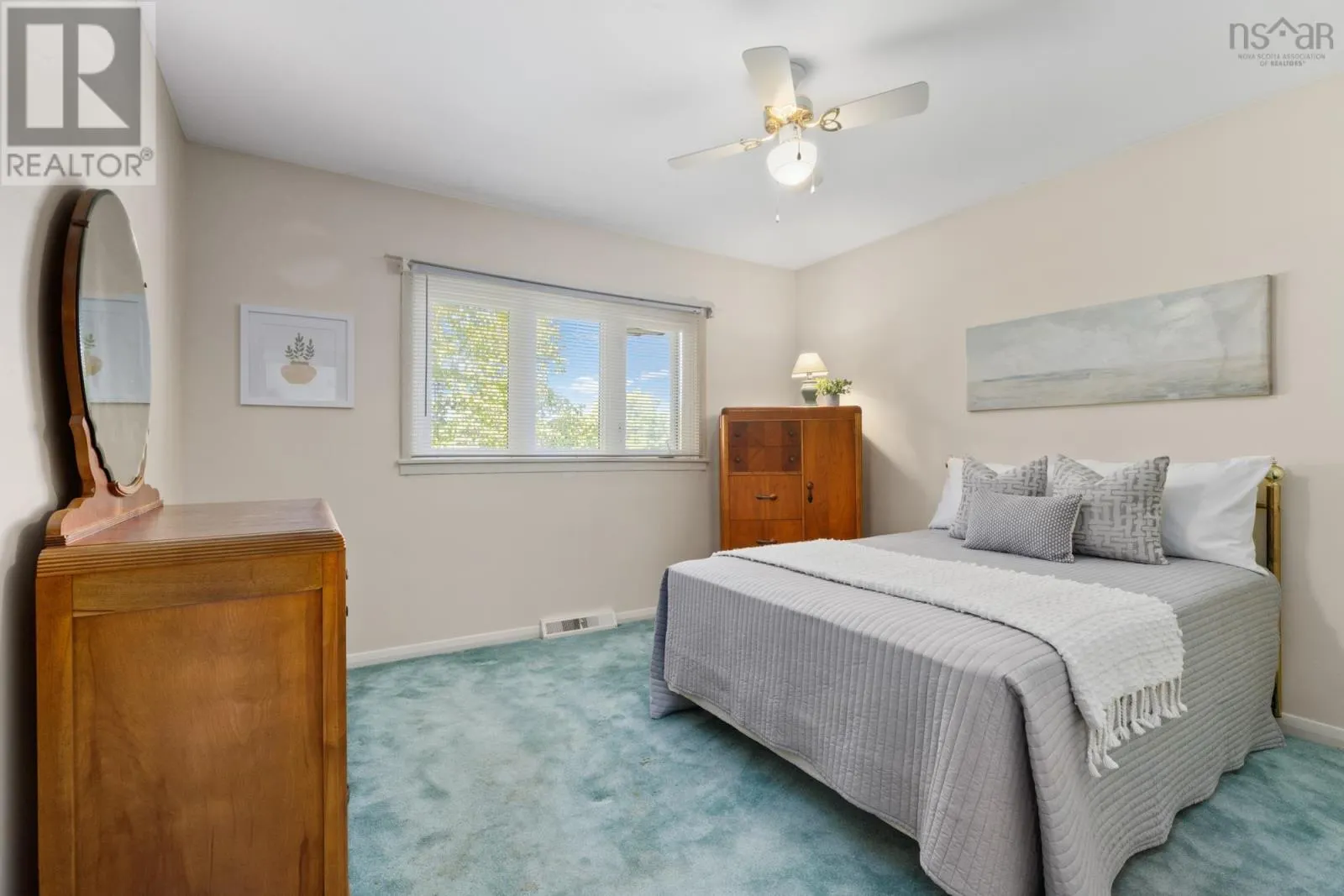8 Muriel Avenue