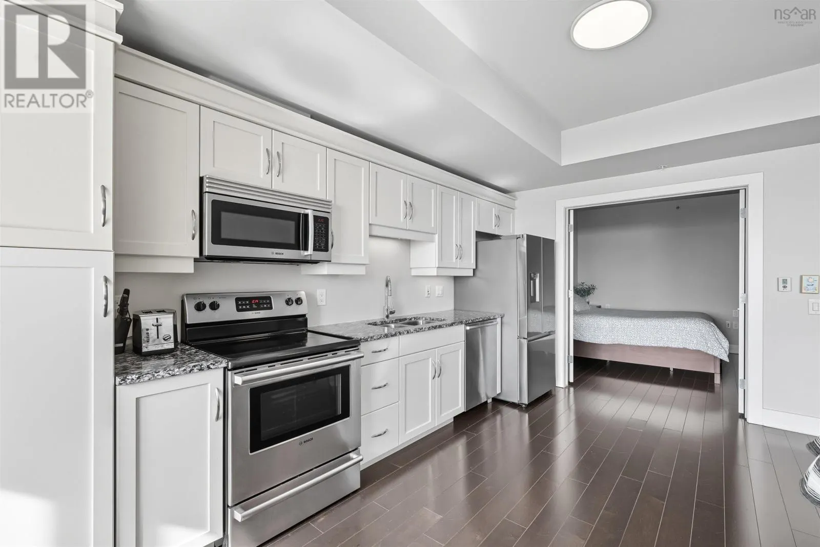 705 31 Kings Wharf Place