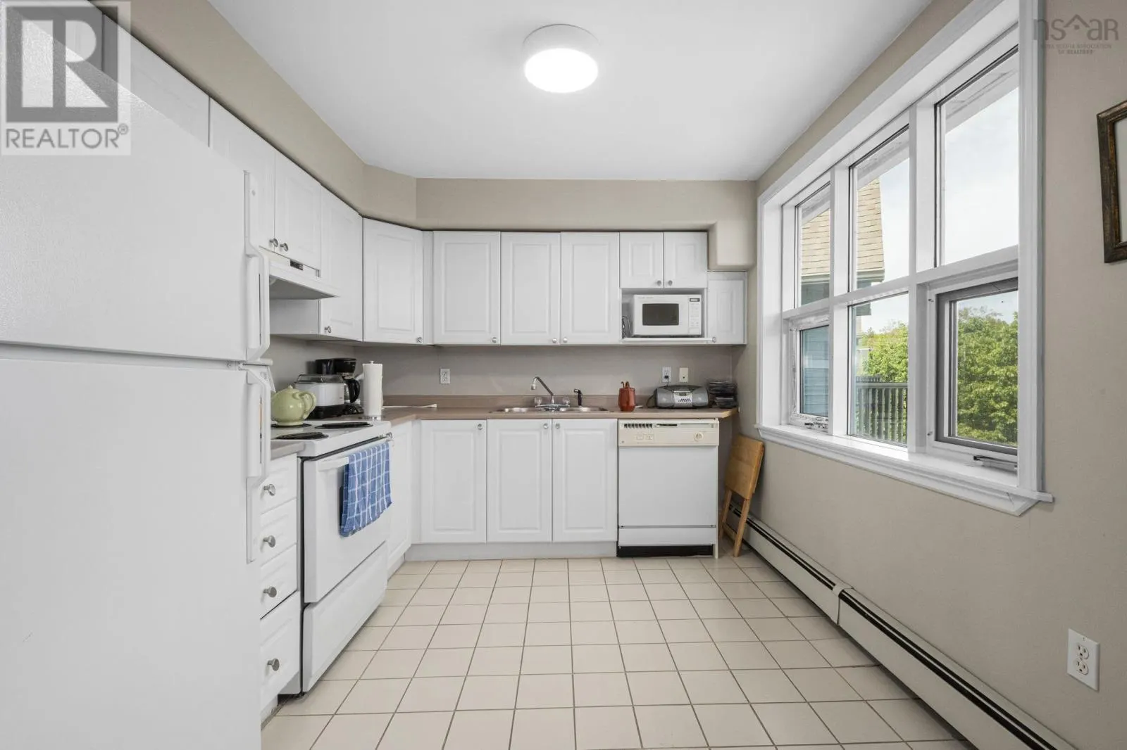 301 2 Lake Drive
