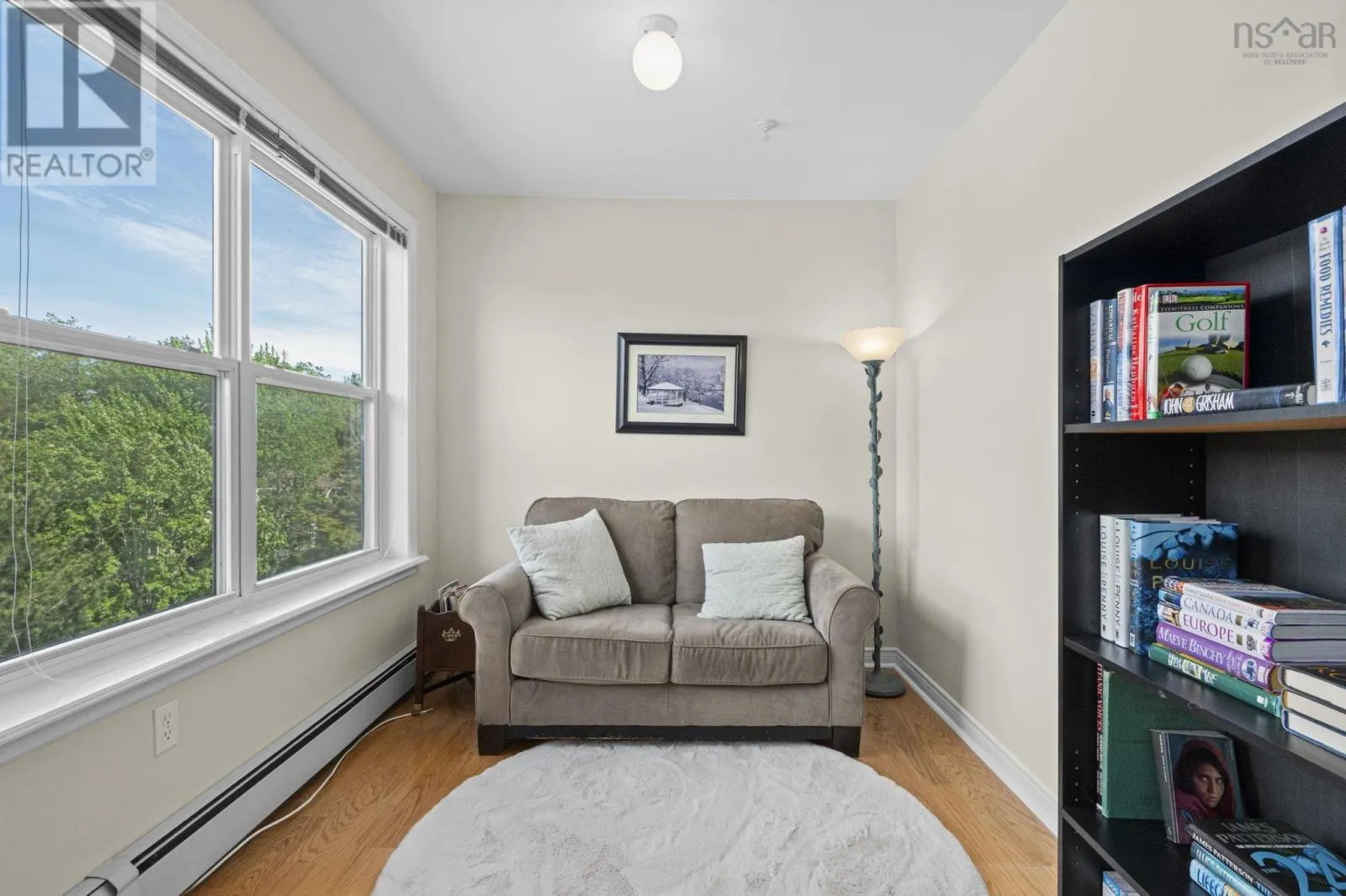 301 2 Lake Drive