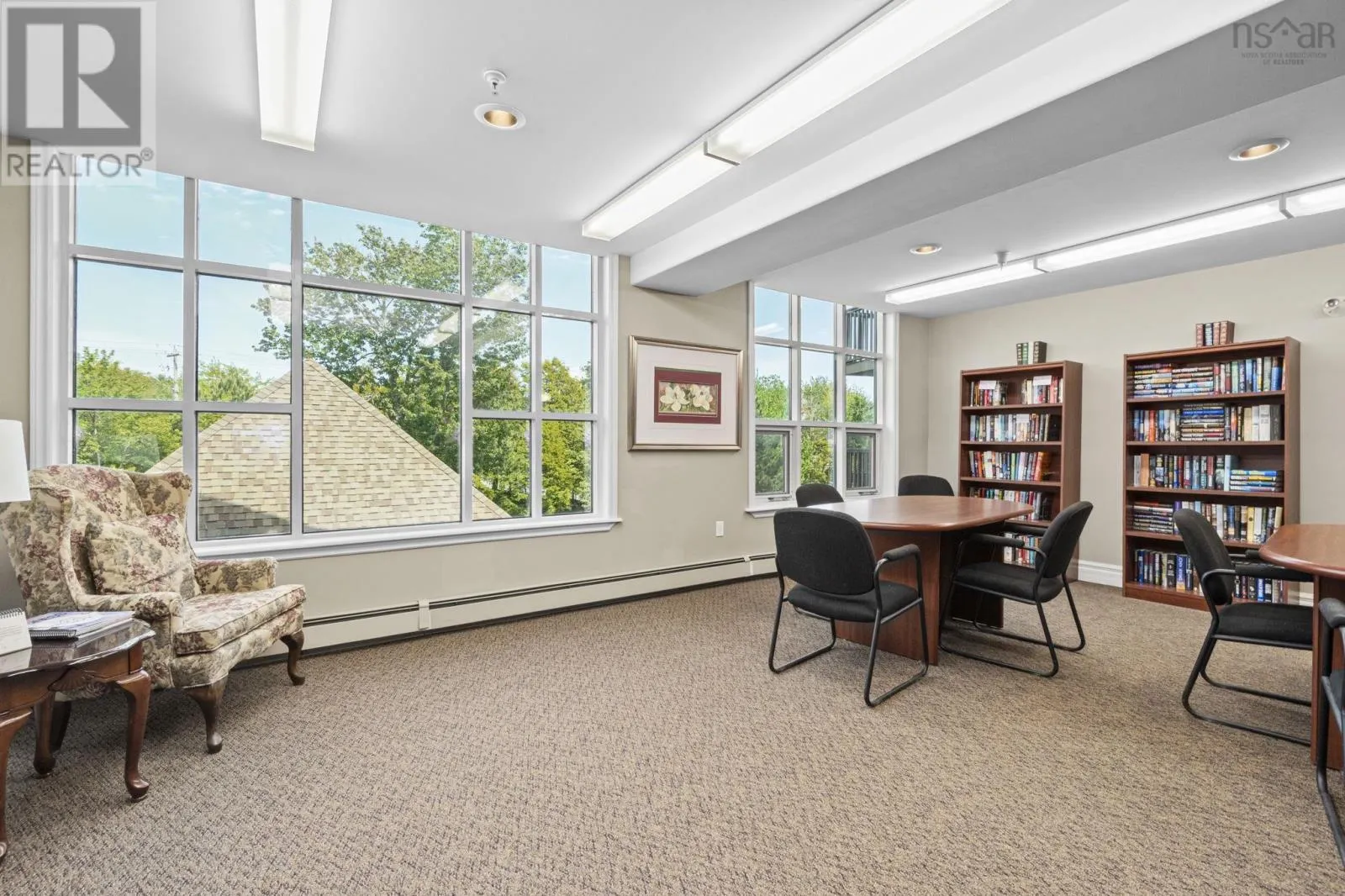 301 2 Lake Drive