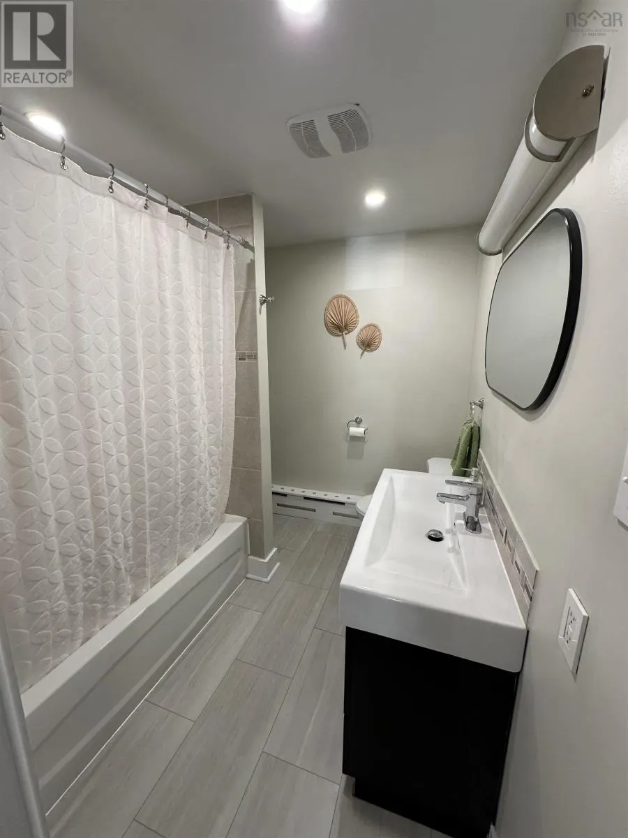 6022/6024 Lady Hammond Road