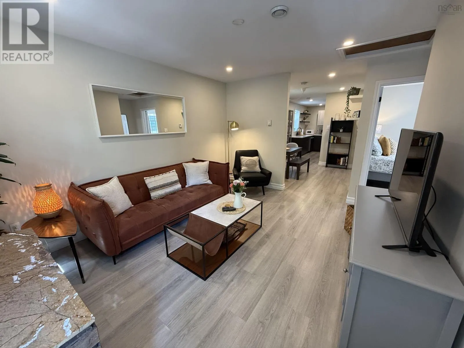6022/6024 Lady Hammond Road