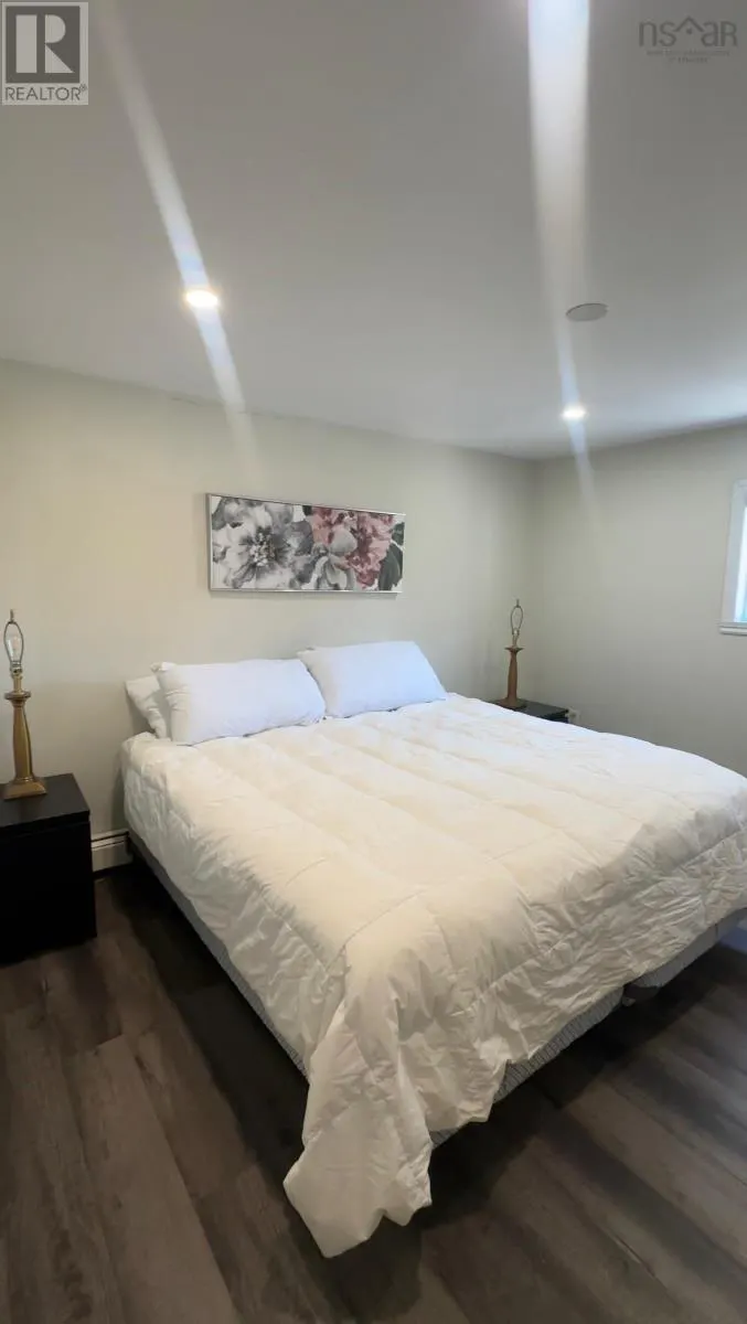 6022/6024 Lady Hammond Road